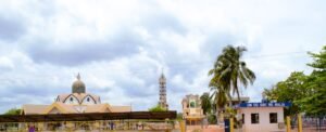 Sanctuaire Notre-Dame de la Divine Miséricorde d'Allada - Cotonou DSC 0154 300x122