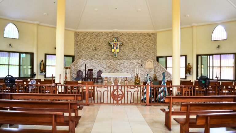 Monastère Jésus-Eucharistie des Sœurs Clarisses Capucines de Wawata-Zinvié Chapelle du monastere de wawata 768x432